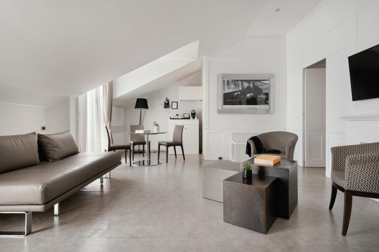 Montenapoleone Suites Milan Exterior photo