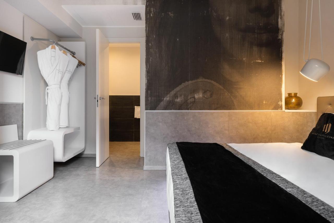 Montenapoleone Suites Milan Exterior photo