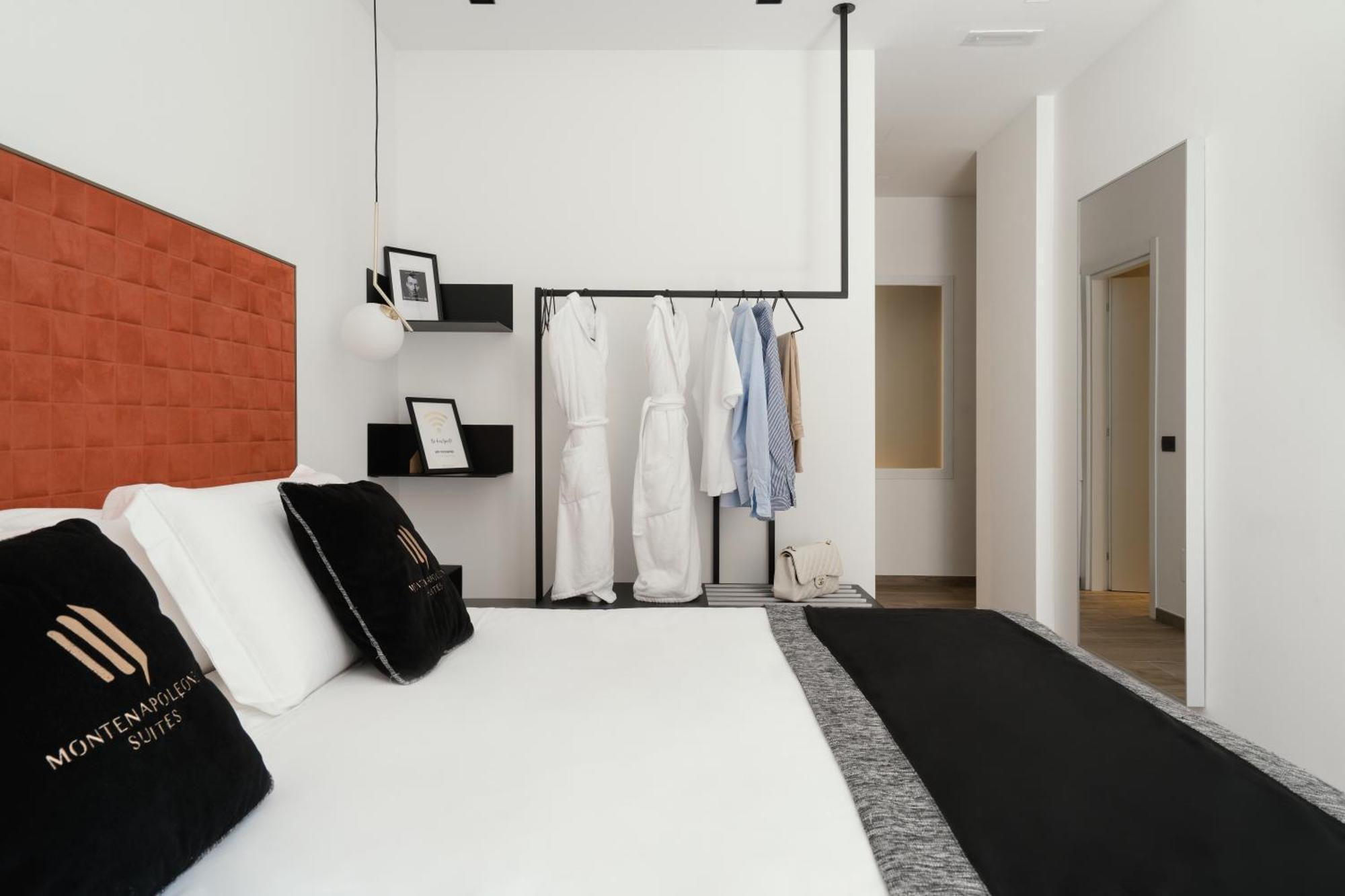 Montenapoleone Suites Milan Exterior photo